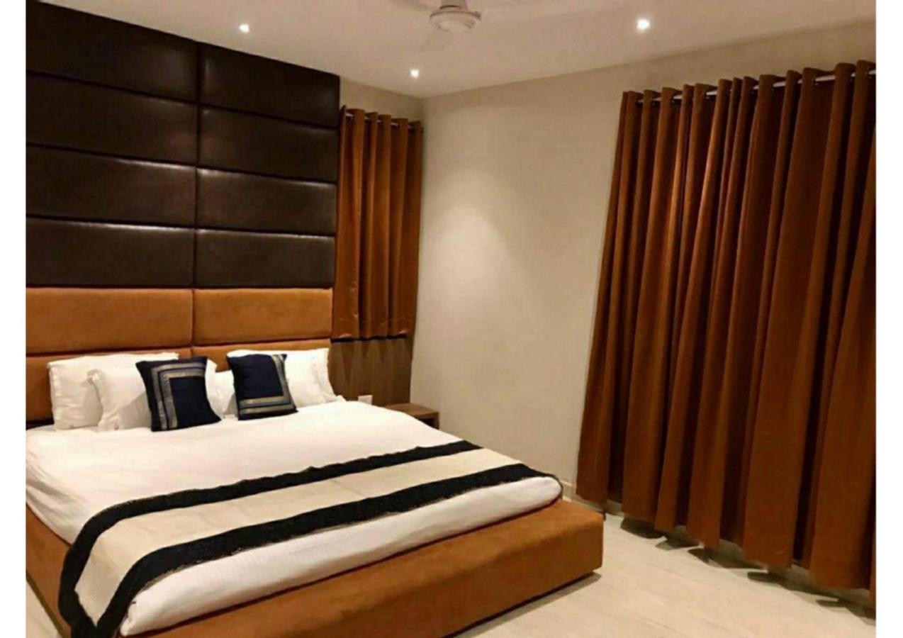 Air Infinity Casa Pool 5Bhk Villa Igatpuri Exteriör bild