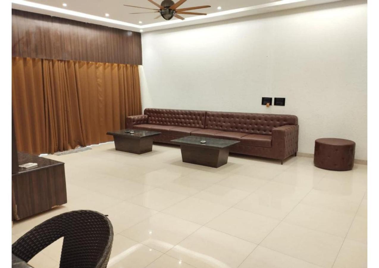 Air Infinity Casa Pool 5Bhk Villa Igatpuri Exteriör bild